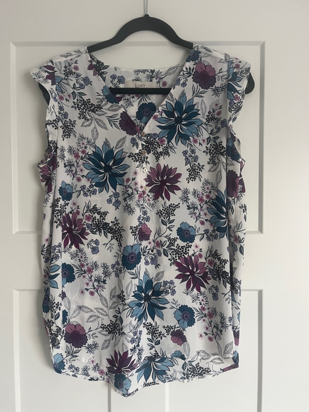 LOFT White Floral V-Neck Sleeveless Top with Teal and Plum Flowers